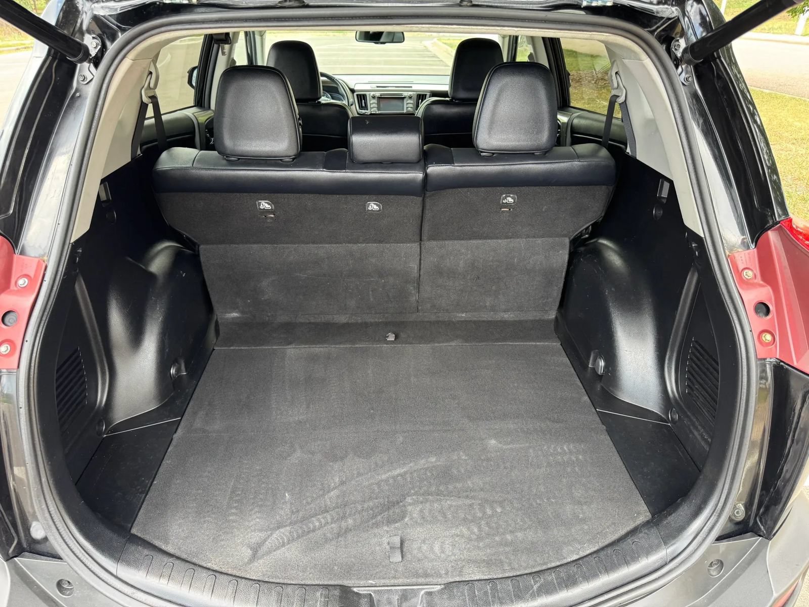 Used 2015 Toyota RAV4 Limited AWD/4WD image 12