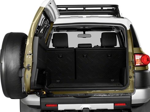 Used 2014 Toyota FJ Cruiser 4WD w/ Convenience Package image 46