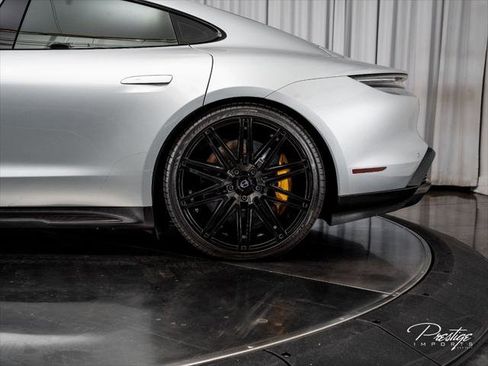 Used 2024 Porsche Taycan Turbo S AWD/4WD image 11