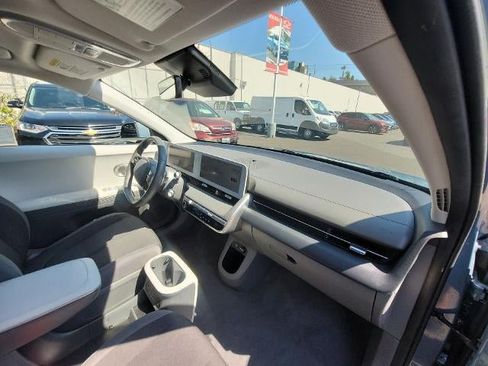 Used 2024 Hyundai Ioniq 5 SEL RWD image 26