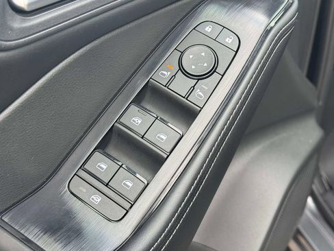Certified 2026 Nissan Rogue SV AWD/4WD image 16