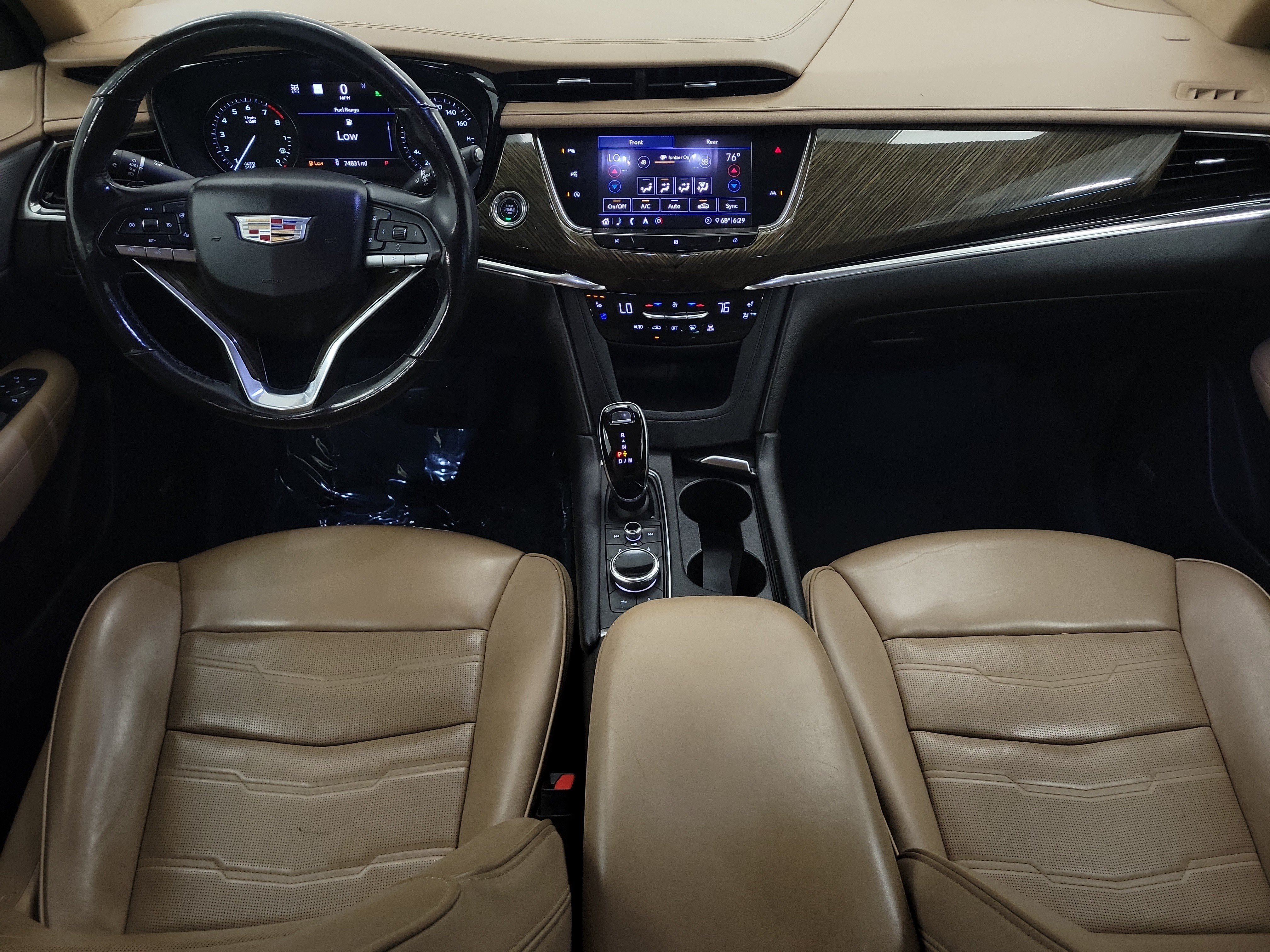 Used 2020 Cadillac XT6 Premium Luxury w/ Platinum Package AWD/4WD image 13
