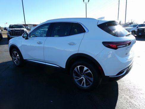 Certified 2023 Buick Envision Essence image 7