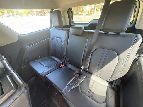 Used 2018 Ford Expedition Max Platinum AWD/4WD image 21