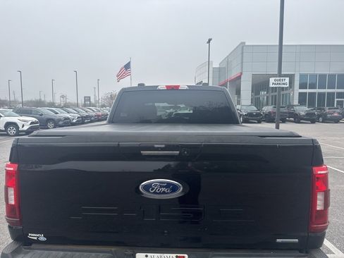 Used 2021 Ford F150 XLT w/ Equipment Group 302A High image 5