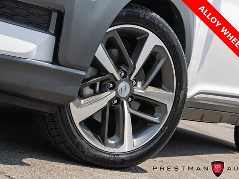 Used 2021 Hyundai Kona Limited w/ Cargo Package FWD image 12