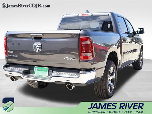 Used 2024 RAM 1500 Laramie AWD/4WD image 5