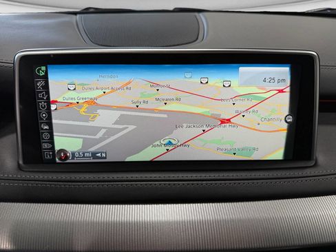 Used 2016 BMW X5 M image 21
