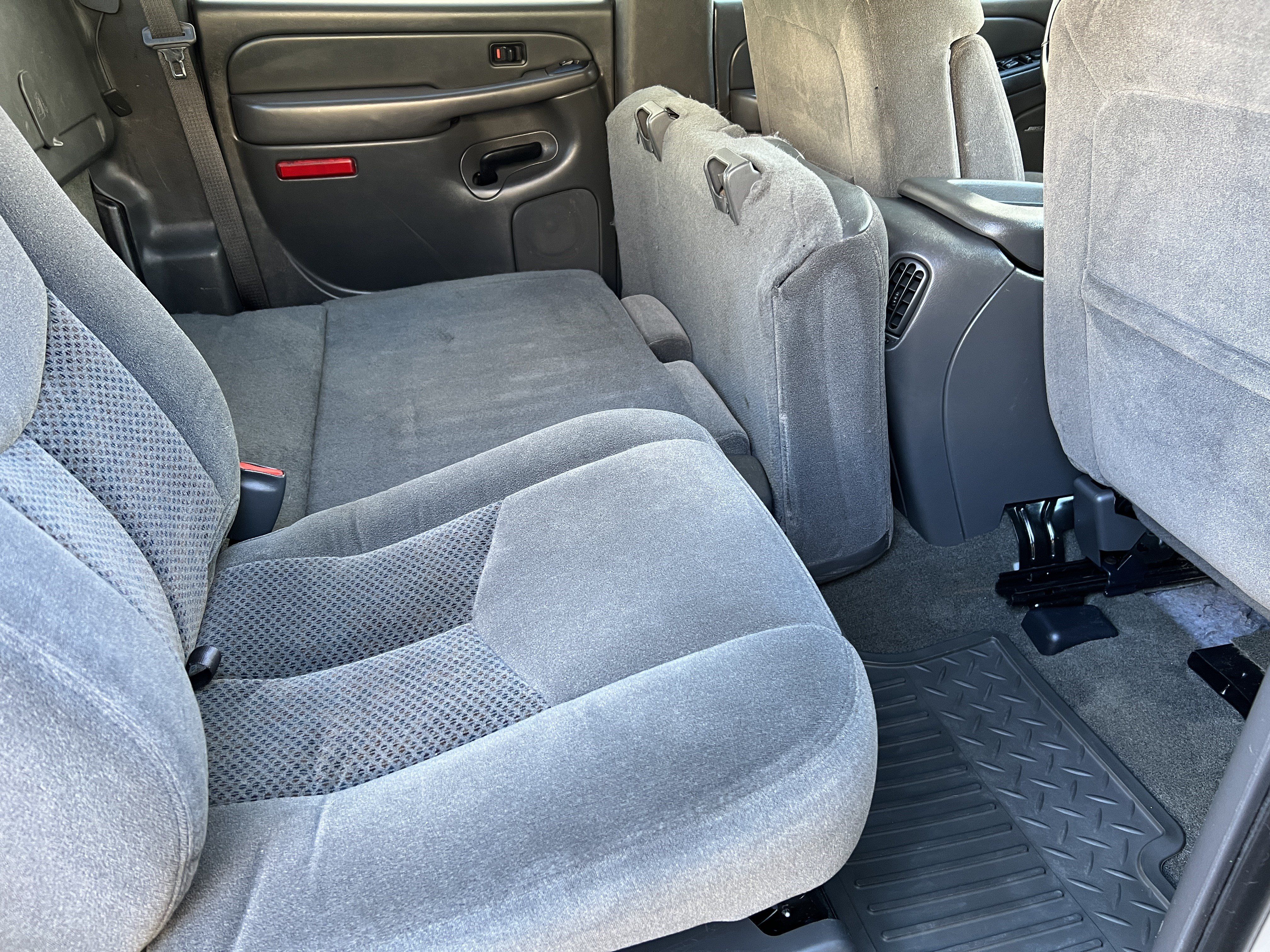Used 2007 Chevrolet Silverado 2500 LT w/ Heavy-Duty Power Package RWD image 17