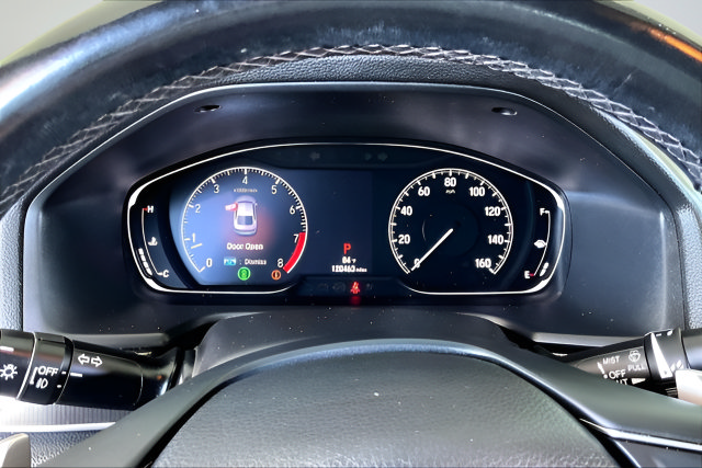 Used 2018 Honda Accord Sport image 12