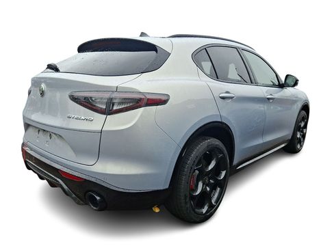 New 2026 Alfa Romeo Stelvio Sprint AWD/4WD image 4