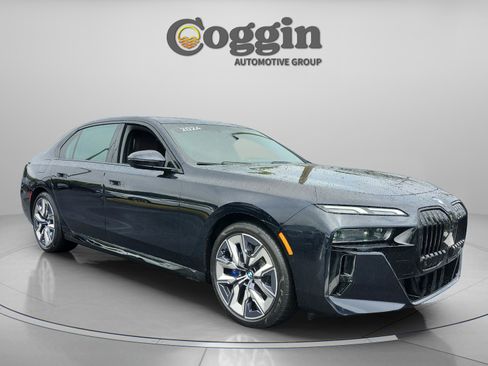 Certified 2024 BMW 740i image 9