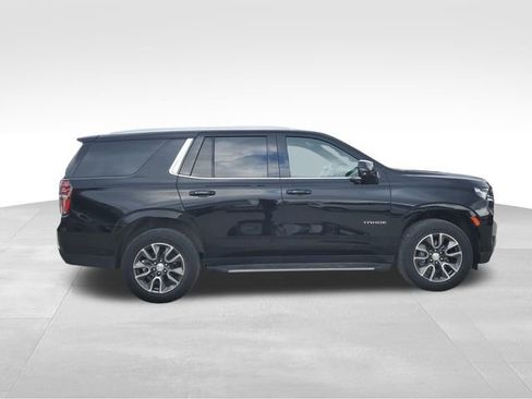 Used 2022 Chevrolet Tahoe LT w/ LT Signature Plus Package image 3