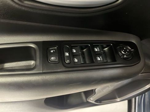 Certified 2020 Jeep Renegade Limited AWD/4WD image 13