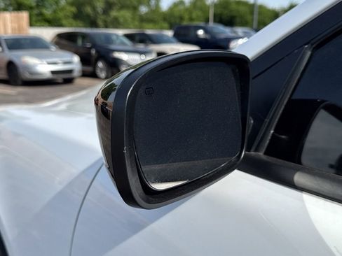 Used 2019 Dodge Charger R/T w/ Blacktop Package RWD image 37