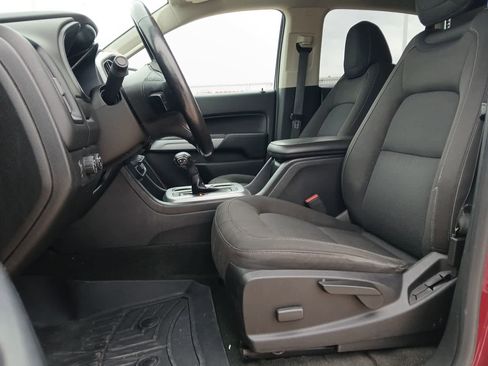 Used 2018 Chevrolet Colorado LT w/ LT Convenience Package AWD/4WD image 16