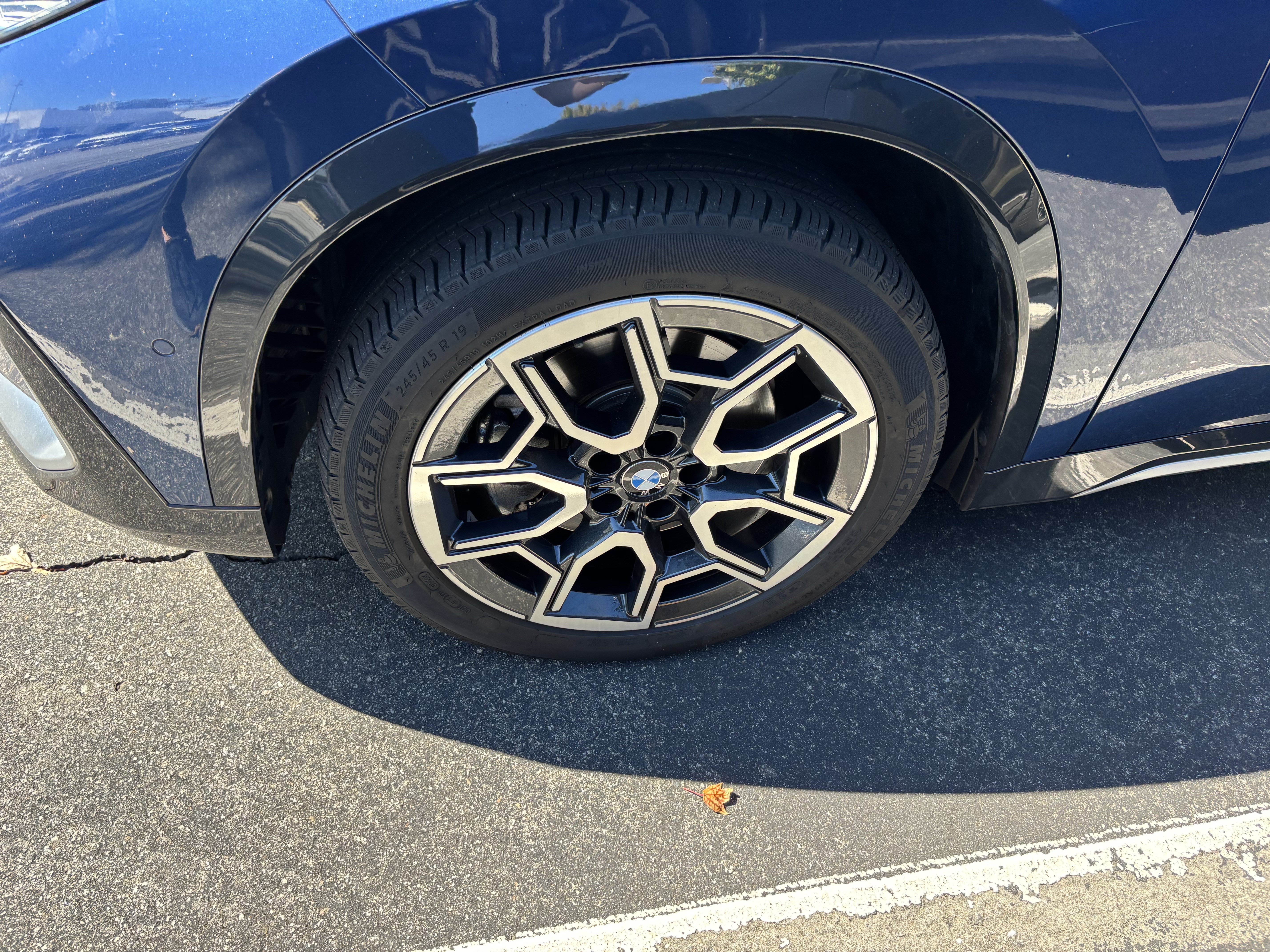 Certified 2025 BMW X1 xDrive28i AWD/4WD image 12