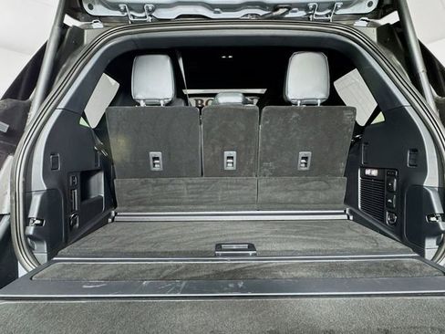 New 2025 Lincoln Navigator Reserve w/ Jet Appearance Package AWD/4WD image 28