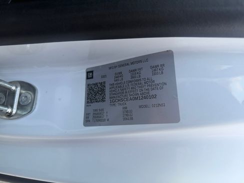 Used 2021 Chevrolet Colorado LT w/ Fleet Safety Package RWD image 33