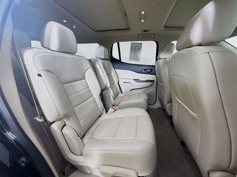 Used 2021 GMC Acadia Denali w/ Denali Ultimate Package image 31