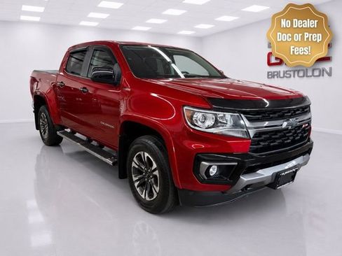 Used 2021 Chevrolet Colorado Z71 w/ Safety Package AWD/4WD image 3