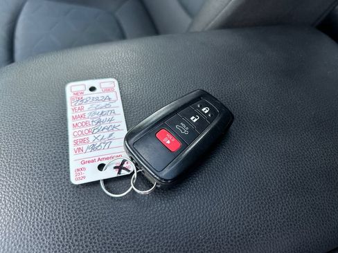 Certified 2025 Toyota RAV4 XLE w/ Convenience Package AWD/4WD image 28