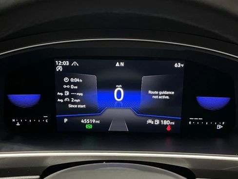 Certified 2022 Volkswagen Tiguan SE R-Line image 23