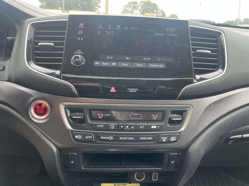 Used 2021 Honda Pilot Special Edition image 19