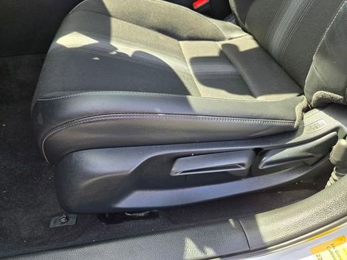 Used 2023 Honda Civic Sport image 14