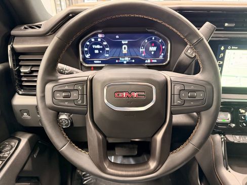 Used 2025 GMC Sierra 2500 AT4 w/ AT4 Premium Plus Package image 43