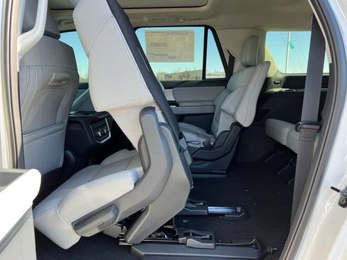 New 2026 Ford Expedition Max Active AWD/4WD image 6