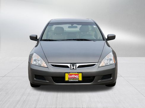 Used 2006 Honda Accord EX-L image 2