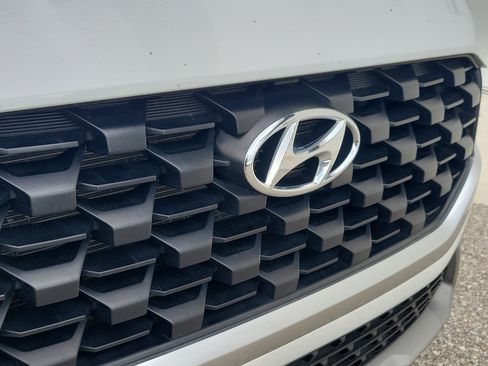 Used 2023 Hyundai Santa Fe SEL FWD image 7