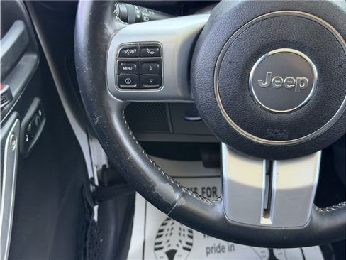 Used 2015 Jeep Wrangler Unlimited Sport AWD/4WD image 33
