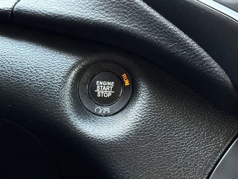 Used 2023 Jeep Cherokee Altitude Lux image 26