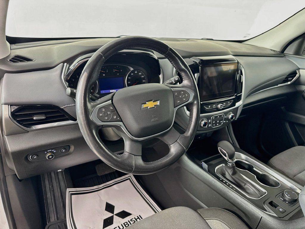 Used 2021 Chevrolet Traverse LT FWD image 10