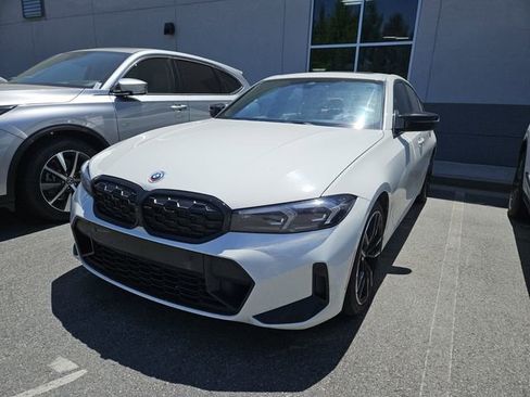 Used 2023 BMW M340i xDrive w/ Premium Package image 2