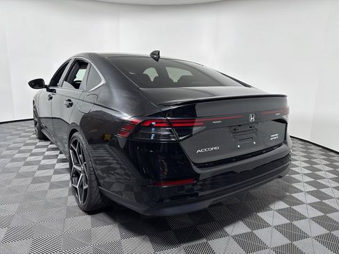 Used 2023 Honda Accord Sport image 5