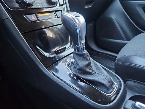 Used 2022 Buick Encore Preferred w/ Safety Package image 12