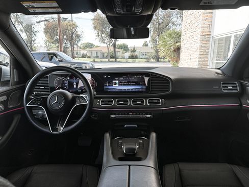 Used 2024 Mercedes-Benz GLE 450 GLE 450 4MATIC Sport Utility 4 image 27