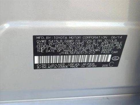 Used 2014 Lexus LS 460 w/ Comfort Package RWD image 27
