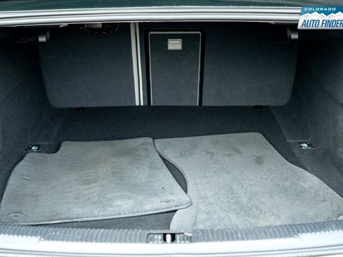 Used 2018 Audi S6 Prestige w/ Prestige Package image 28