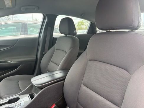 Used 2022 Chevrolet Malibu LT FWD image 13