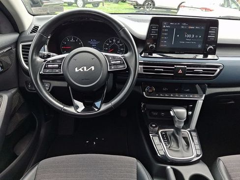 Certified 2023 Kia Seltos S AWD/4WD image 11