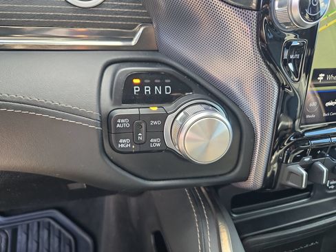 Used 2020 RAM 1500 Limited AWD/4WD image 19