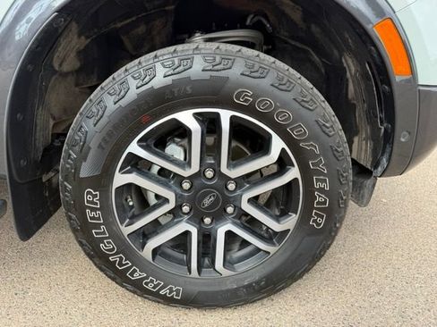 Used 2024 Ford Ranger Lariat w/ FX4 Off-Road Package AWD/4WD image 40