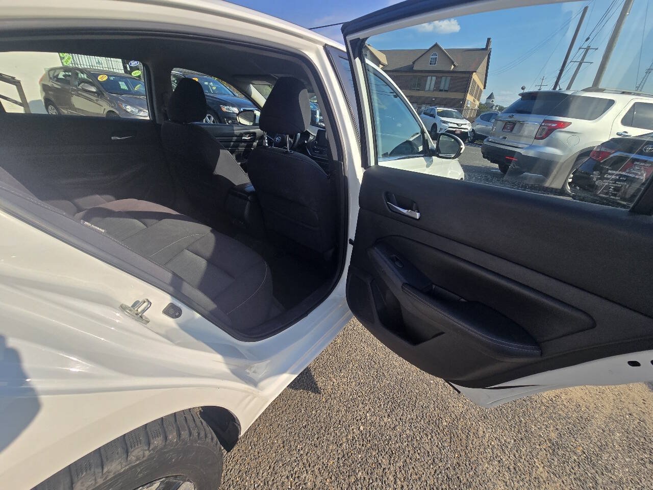 Used 2020 Nissan Altima 2.5 S FWD image 34