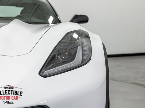 Used 2015 Chevrolet Corvette Z06 w/ 3LZ Preferred Equipment Group RWD image 47