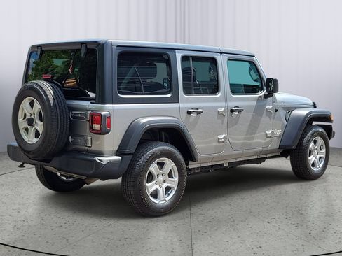 Used 2021 Jeep Wrangler Unlimited Sport AWD/4WD image 3