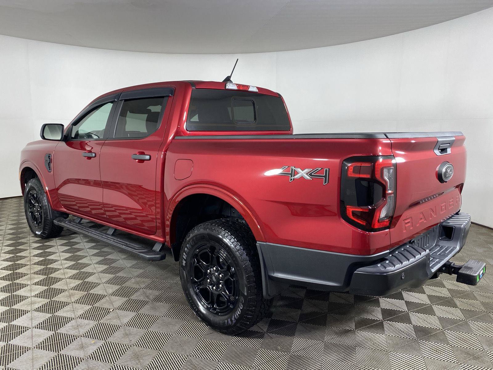 Used 2025 Ford Ranger XLT w/ Equipment Group 301A High AWD/4WD image 5